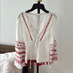 Club Monaco White and Red Embellished Tie Front Blouse